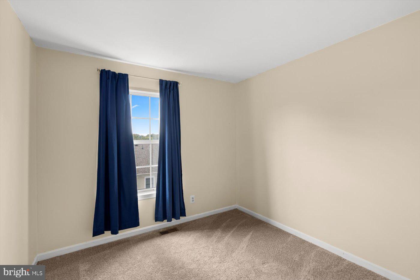 16 TALL OAKS CT, STAFFORD, Virginia 22556, 3 Bedrooms Bedrooms, ,1 BathroomBathrooms,Residential,For sale,16 TALL OAKS CT,VAST2042900 MLS # VAST2042900