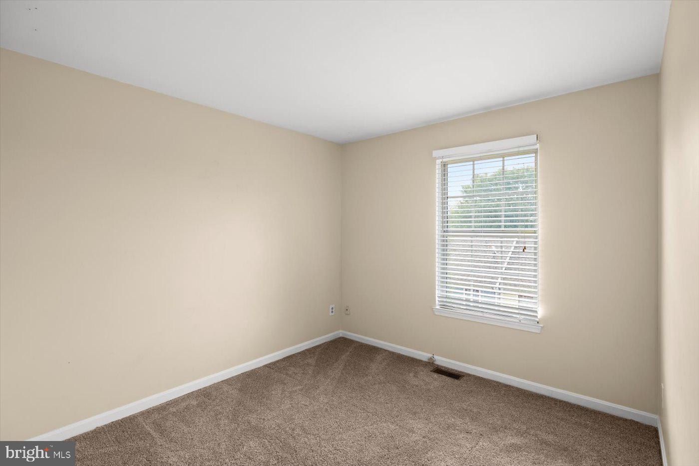 16 TALL OAKS CT, STAFFORD, Virginia 22556, 3 Bedrooms Bedrooms, ,1 BathroomBathrooms,Residential,For sale,16 TALL OAKS CT,VAST2042900 MLS # VAST2042900