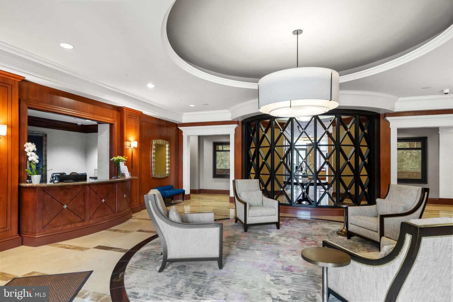 8220 CRESTWOOD HEIGHTS DR #1012, MCLEAN, Virginia 22102, 2 Bedrooms Bedrooms, ,2 BathroomsBathrooms,Residential,For sale,8220 CRESTWOOD HEIGHTS DR #1012,VAFX2269174 MLS # VAFX2269174