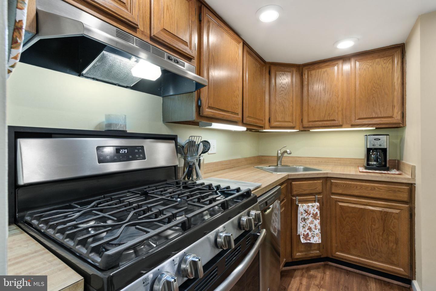 1532 NORTHGATE SQ, RESTON, Virginia 20190, 1 Bedroom Bedrooms, ,1 BathroomBathrooms,Residential,For sale,1532 NORTHGATE SQ,VAFX2269176 MLS # VAFX2269176