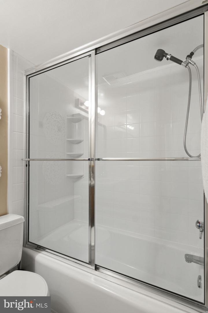 1532 NORTHGATE SQ, RESTON, Virginia 20190, 1 Bedroom Bedrooms, ,1 BathroomBathrooms,Residential,For sale,1532 NORTHGATE SQ,VAFX2269176 MLS # VAFX2269176