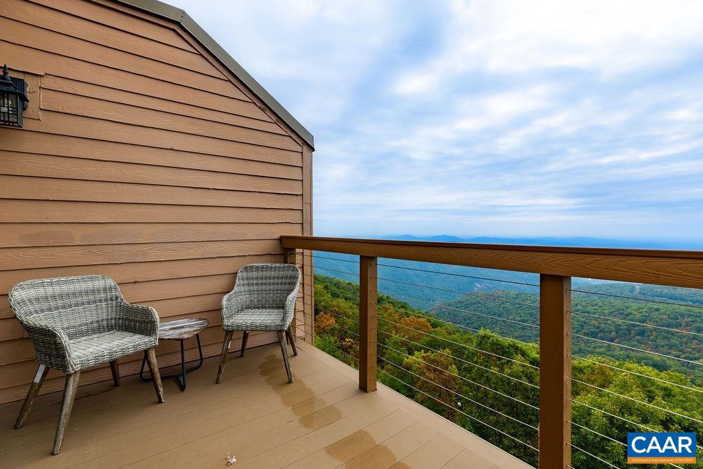 1544 CLIFFS CONDOS, WINTERGREEN, Virginia 22967, 3 Bedrooms Bedrooms, ,3 BathroomsBathrooms,Residential,For sale,1544 CLIFFS CONDOS,669347 MLS # 669347