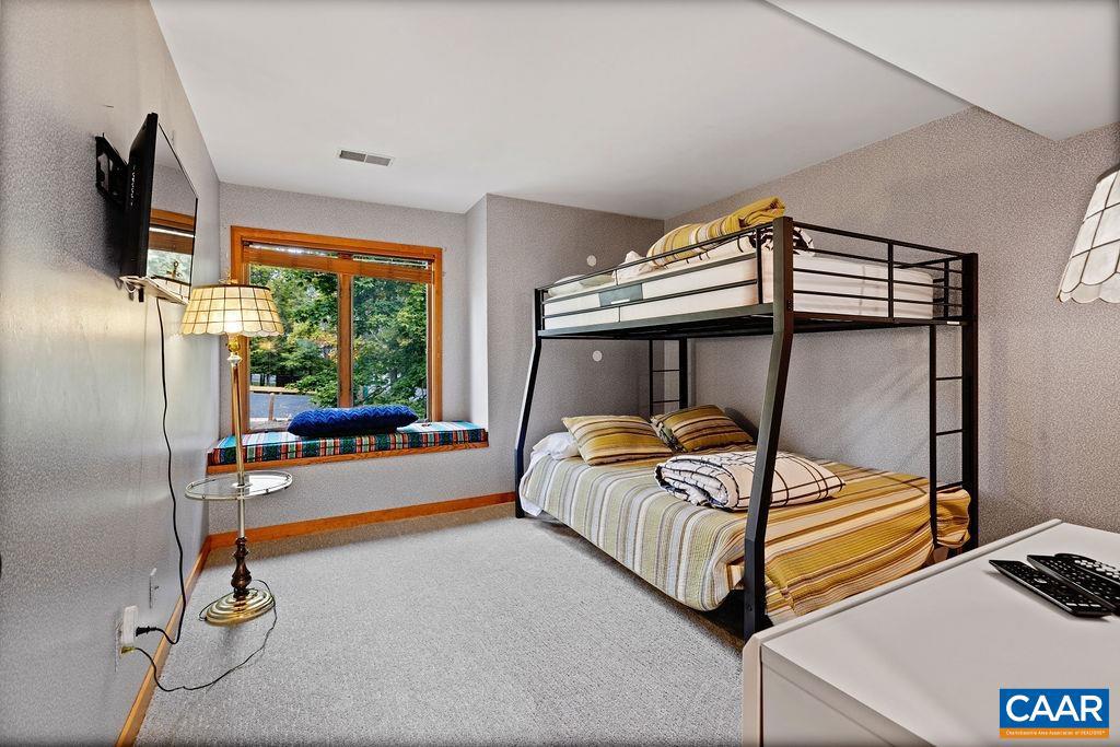 1544 CLIFFS CONDOS, WINTERGREEN, Virginia 22967, 3 Bedrooms Bedrooms, ,3 BathroomsBathrooms,Residential,For sale,1544 CLIFFS CONDOS,669347 MLS # 669347