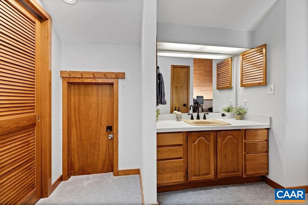 1544 CLIFFS CONDOS, WINTERGREEN, Virginia 22967, 3 Bedrooms Bedrooms, ,3 BathroomsBathrooms,Residential,For sale,1544 CLIFFS CONDOS,669347 MLS # 669347