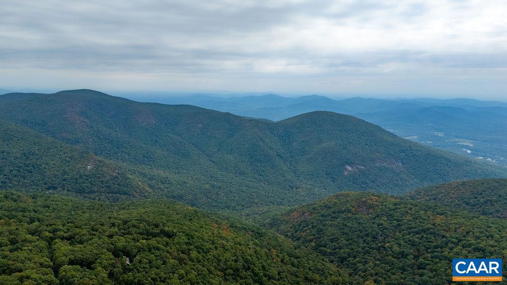 1544 CLIFFS CONDOS, WINTERGREEN, Virginia 22967, 3 Bedrooms Bedrooms, ,3 BathroomsBathrooms,Residential,For sale,1544 CLIFFS CONDOS,669347 MLS # 669347