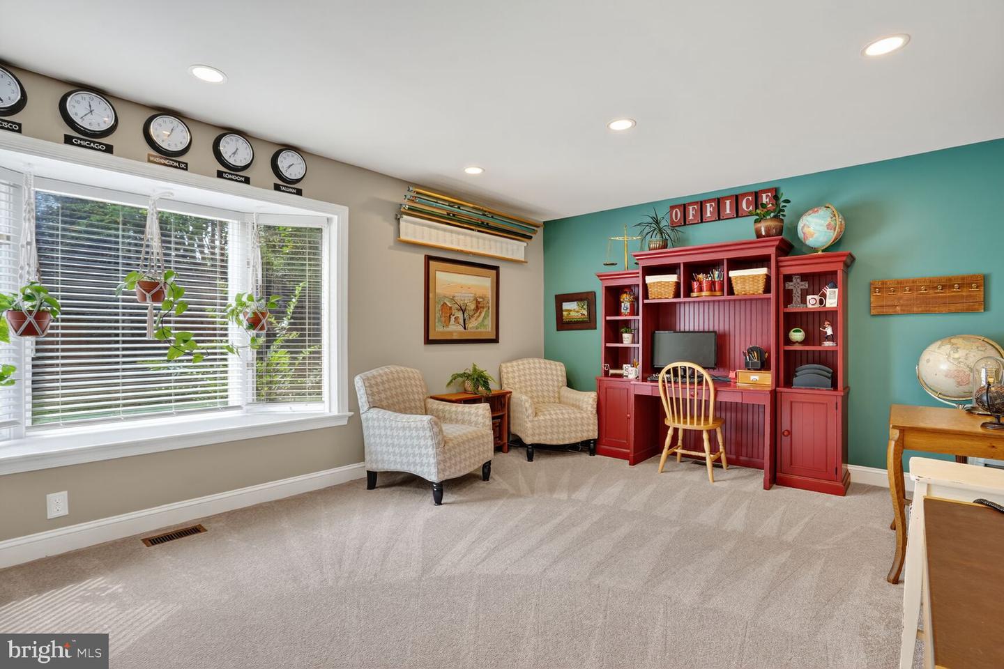 7054 IDYLWOOD RD, FALLS CHURCH, Virginia 22043, 5 Bedrooms Bedrooms, ,4 BathroomsBathrooms,Residential,For sale,7054 IDYLWOOD RD,VAFX2268990 MLS # VAFX2268990