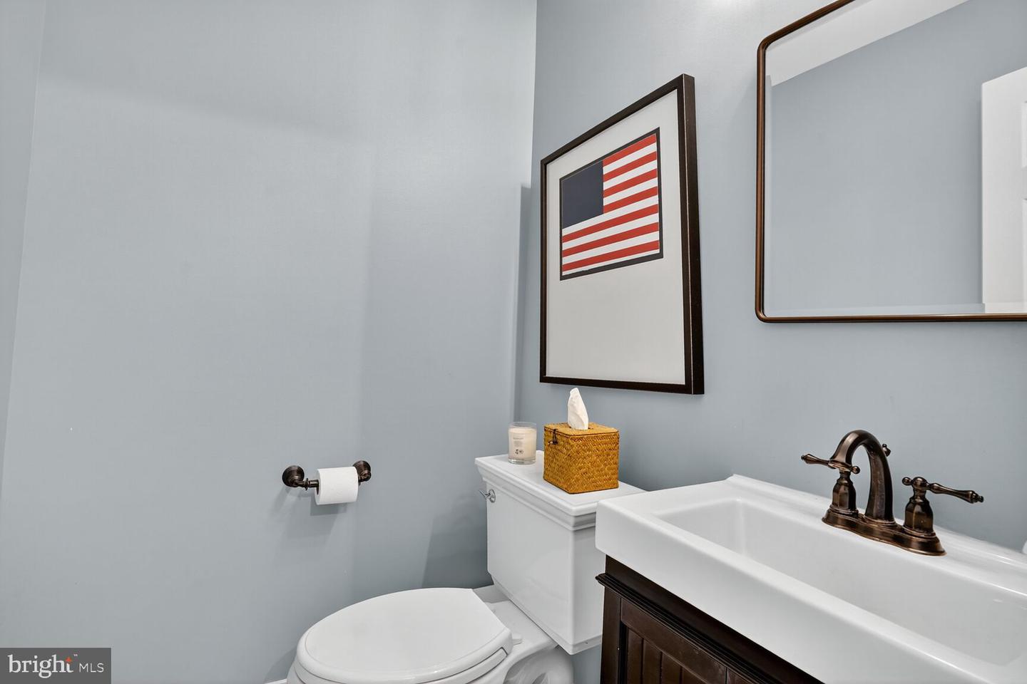 7054 IDYLWOOD RD, FALLS CHURCH, Virginia 22043, 5 Bedrooms Bedrooms, ,4 BathroomsBathrooms,Residential,For sale,7054 IDYLWOOD RD,VAFX2268990 MLS # VAFX2268990