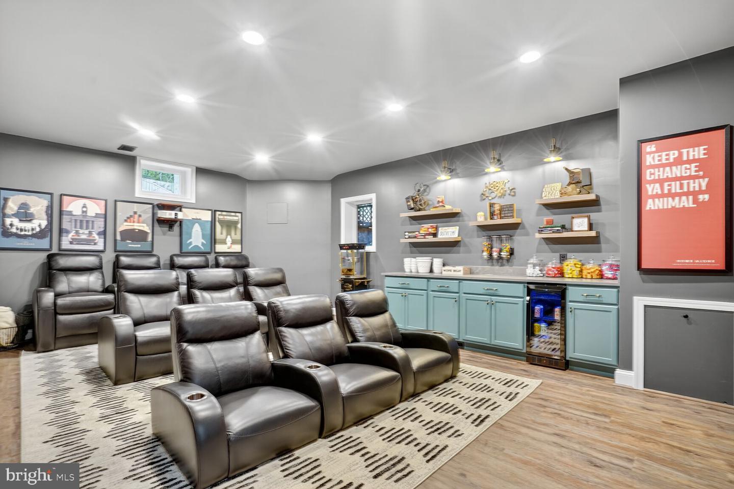 7054 IDYLWOOD RD, FALLS CHURCH, Virginia 22043, 5 Bedrooms Bedrooms, ,4 BathroomsBathrooms,Residential,For sale,7054 IDYLWOOD RD,VAFX2268990 MLS # VAFX2268990