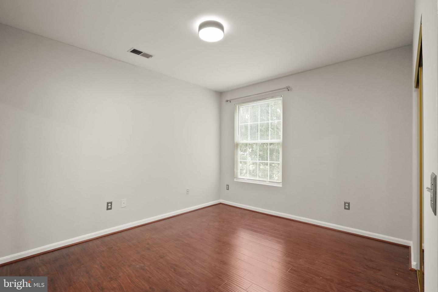 46608 DRYSDALE TER #101, STERLING, Virginia 20165, 2 Bedrooms Bedrooms, ,2 BathroomsBathrooms,Residential,For sale,46608 DRYSDALE TER #101,VALO2107504 MLS # VALO2107504