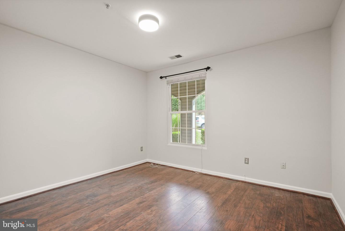 46608 DRYSDALE TER #101, STERLING, Virginia 20165, 2 Bedrooms Bedrooms, ,2 BathroomsBathrooms,Residential,For sale,46608 DRYSDALE TER #101,VALO2107504 MLS # VALO2107504