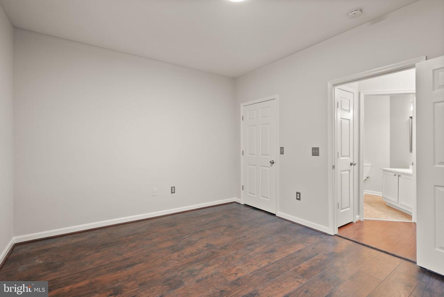 46608 DRYSDALE TER #101, STERLING, Virginia 20165, 2 Bedrooms Bedrooms, ,2 BathroomsBathrooms,Residential,For sale,46608 DRYSDALE TER #101,VALO2107504 MLS # VALO2107504