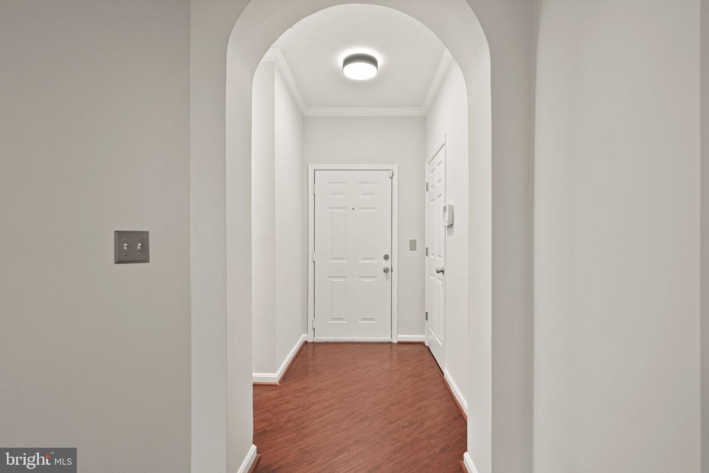46608 DRYSDALE TER #101, STERLING, Virginia 20165, 2 Bedrooms Bedrooms, ,2 BathroomsBathrooms,Residential,For sale,46608 DRYSDALE TER #101,VALO2107504 MLS # VALO2107504