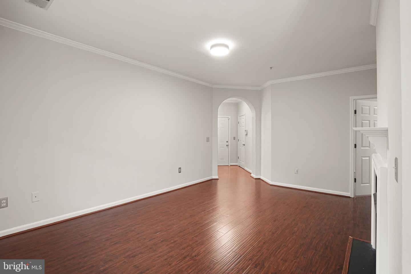 46608 DRYSDALE TER #101, STERLING, Virginia 20165, 2 Bedrooms Bedrooms, ,2 BathroomsBathrooms,Residential,For sale,46608 DRYSDALE TER #101,VALO2107504 MLS # VALO2107504