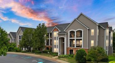 46608 DRYSDALE TER #101, STERLING, Virginia 20165, 2 Bedrooms Bedrooms, ,2 BathroomsBathrooms,Residential,For sale,46608 DRYSDALE TER #101,VALO2107504 MLS # VALO2107504