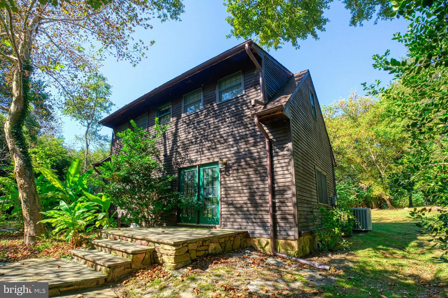 5300 WINFIELD RD, FAIRFAX, Virginia 22030, 5 Bedrooms Bedrooms, ,3 BathroomsBathrooms,Farm,For sale,5300 WINFIELD RD,VAFX2267830 MLS # VAFX2267830