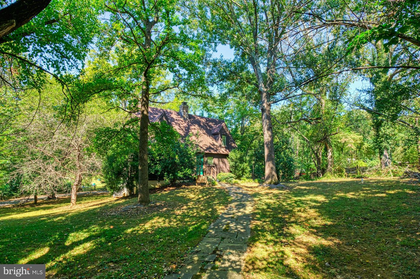 5300 WINFIELD RD, FAIRFAX, Virginia 22030, 5 Bedrooms Bedrooms, ,3 BathroomsBathrooms,Farm,For sale,5300 WINFIELD RD,VAFX2267830 MLS # VAFX2267830