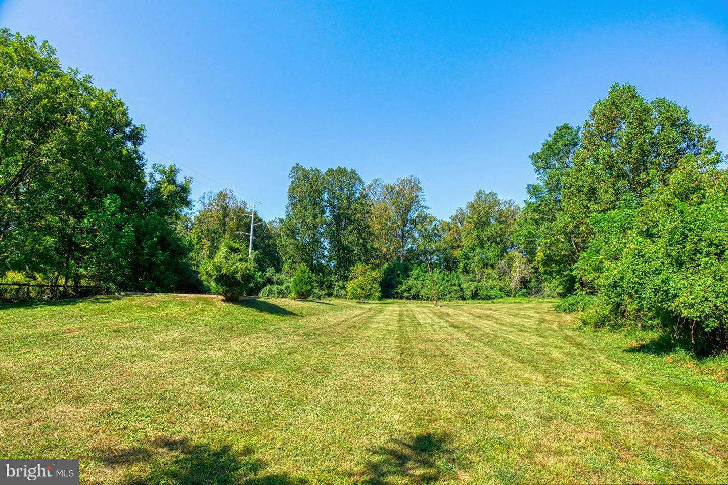 5300 WINFIELD RD, FAIRFAX, Virginia 22030, 5 Bedrooms Bedrooms, ,3 BathroomsBathrooms,Farm,For sale,5300 WINFIELD RD,VAFX2267830 MLS # VAFX2267830