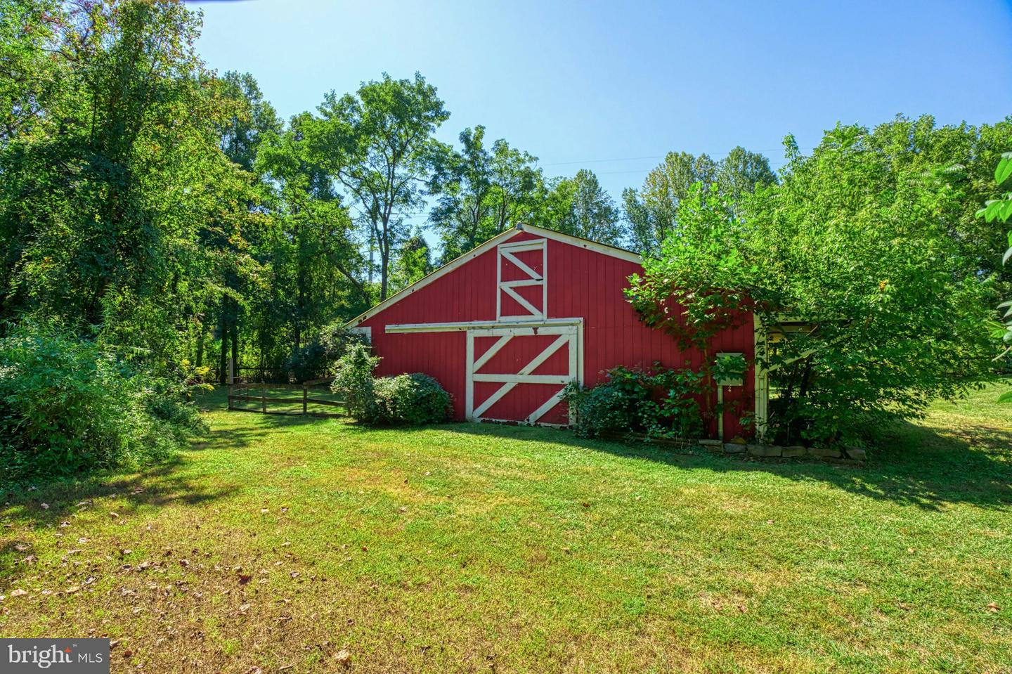 5300 WINFIELD RD, FAIRFAX, Virginia 22030, 5 Bedrooms Bedrooms, ,3 BathroomsBathrooms,Farm,For sale,5300 WINFIELD RD,VAFX2267830 MLS # VAFX2267830