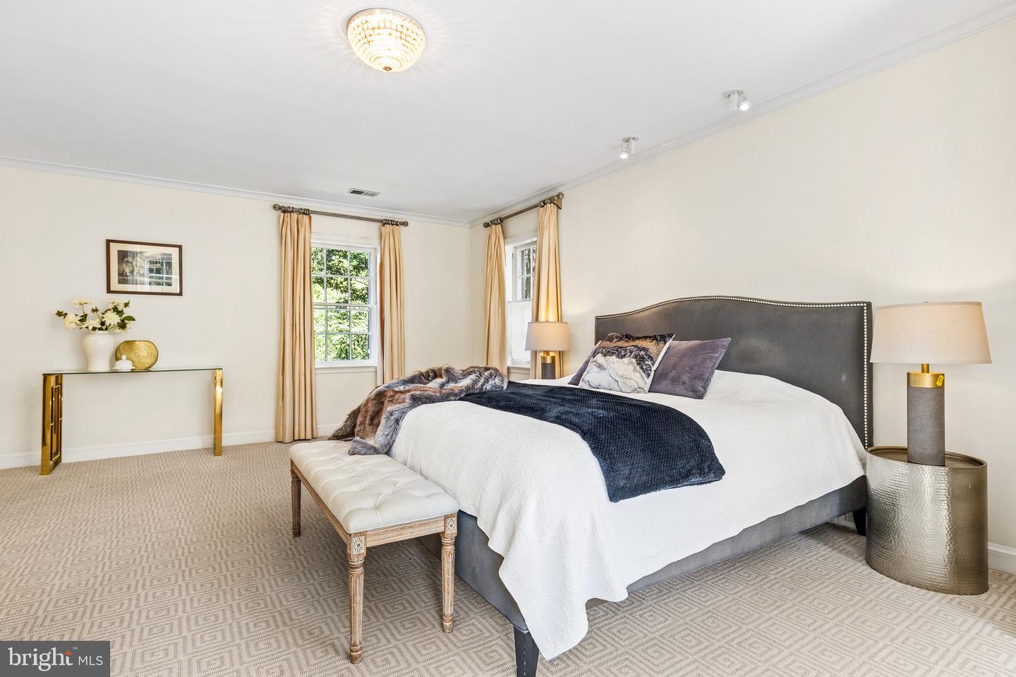 5058 SEDGWICK ST NW, WASHINGTON, District Of Columbia 20016, 5 Bedrooms Bedrooms, ,4 BathroomsBathrooms,Residential,For sale,5058 SEDGWICK ST NW,DCDC2223938 MLS # DCDC2223938