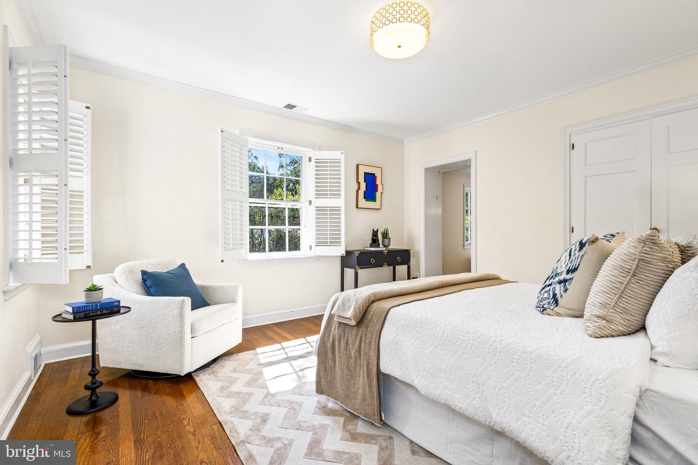 5058 SEDGWICK ST NW, WASHINGTON, District Of Columbia 20016, 5 Bedrooms Bedrooms, ,4 BathroomsBathrooms,Residential,For sale,5058 SEDGWICK ST NW,DCDC2223938 MLS # DCDC2223938
