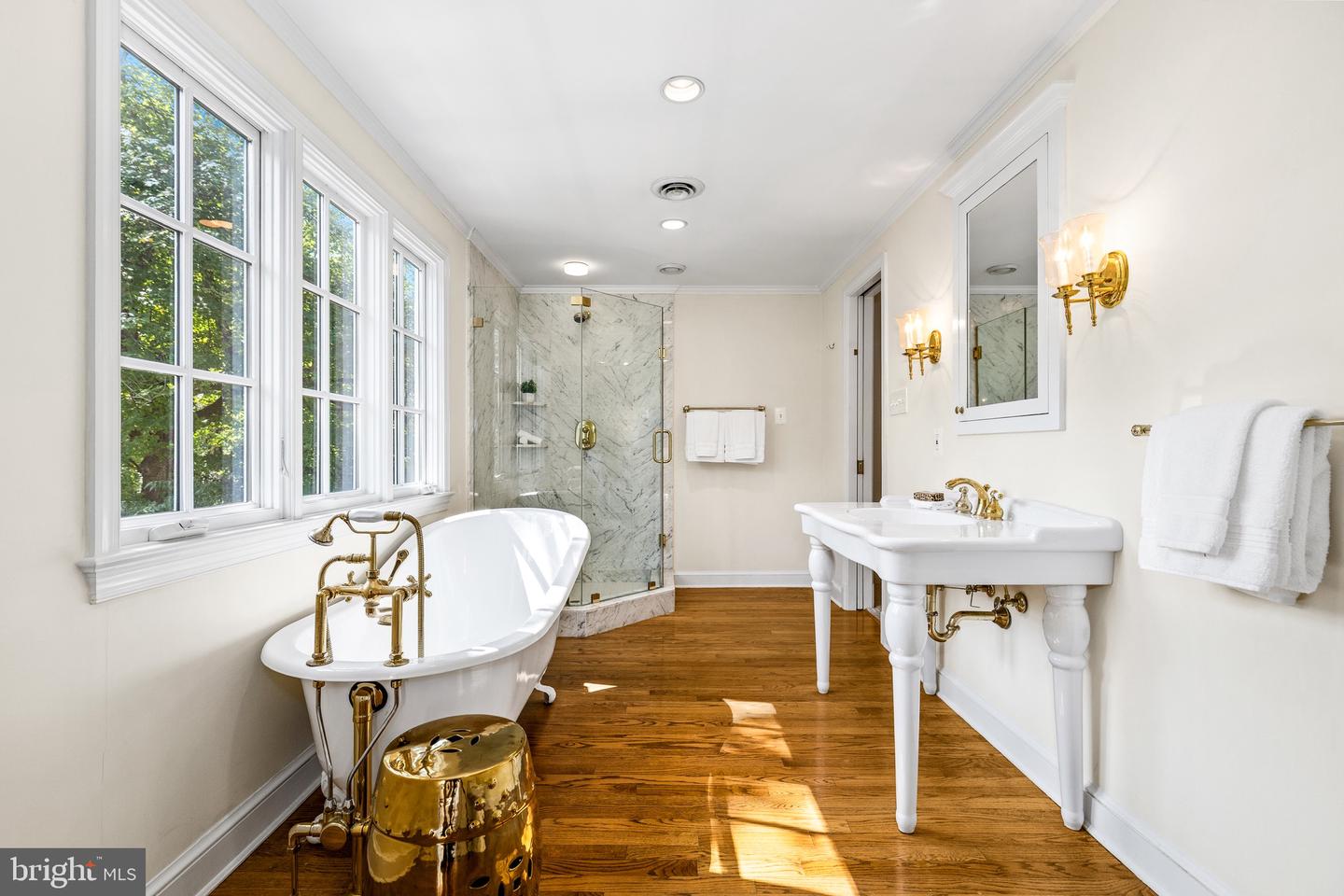 5058 SEDGWICK ST NW, WASHINGTON, District Of Columbia 20016, 5 Bedrooms Bedrooms, ,4 BathroomsBathrooms,Residential,For sale,5058 SEDGWICK ST NW,DCDC2223938 MLS # DCDC2223938