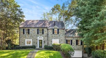 5058 SEDGWICK ST NW, WASHINGTON, District Of Columbia 20016, 5 Bedrooms Bedrooms, ,4 BathroomsBathrooms,Residential,For sale,5058 SEDGWICK ST NW,DCDC2223938 MLS # DCDC2223938