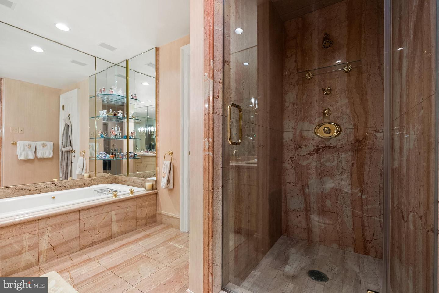 2700 CALVERT ST NW #418, WASHINGTON, District Of Columbia 20008, 2 Bedrooms Bedrooms, ,2 BathroomsBathrooms,Residential,For sale,2700 CALVERT ST NW #418,DCDC2223958 MLS # DCDC2223958