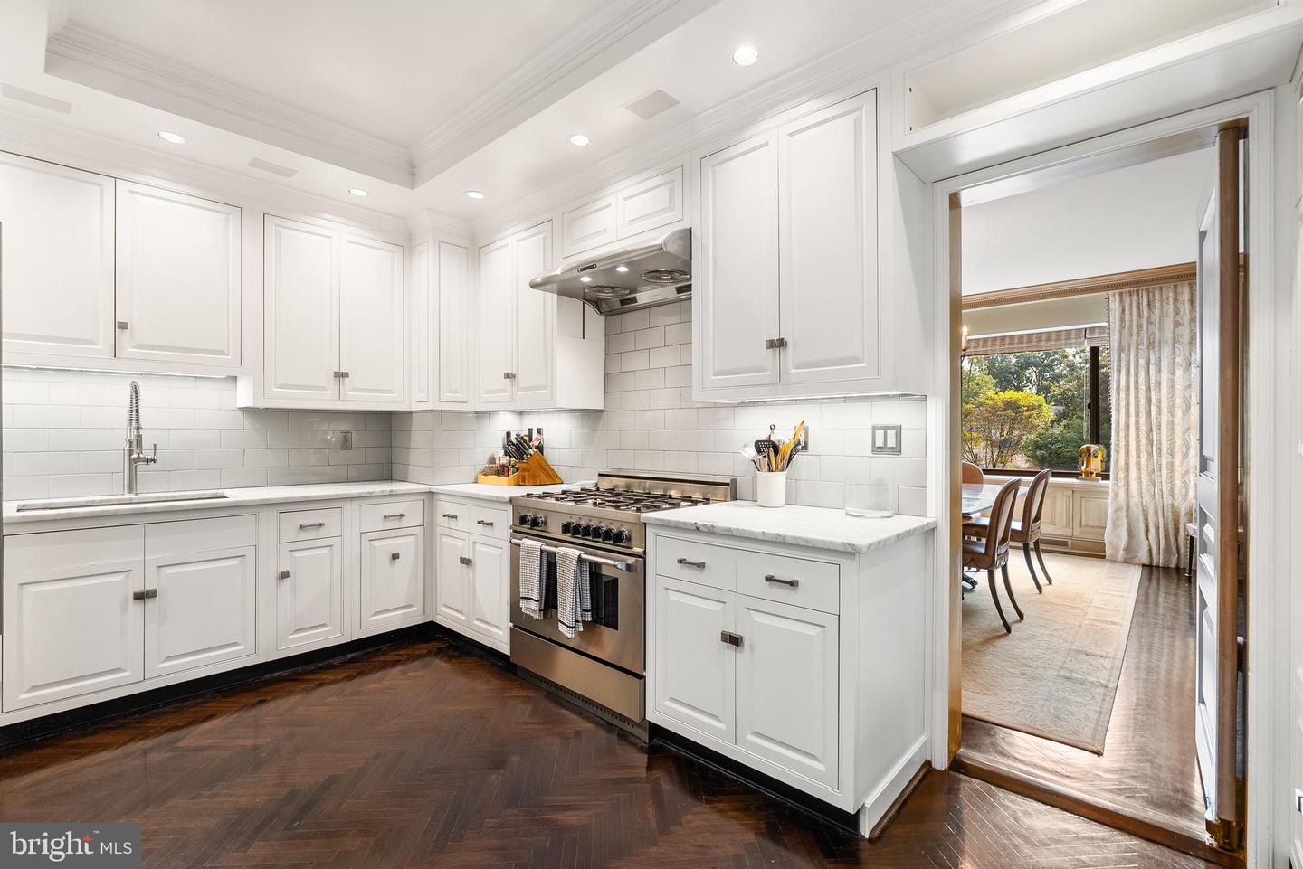 2700 CALVERT ST NW #418, WASHINGTON, District Of Columbia 20008, 2 Bedrooms Bedrooms, ,2 BathroomsBathrooms,Residential,For sale,2700 CALVERT ST NW #418,DCDC2223958 MLS # DCDC2223958
