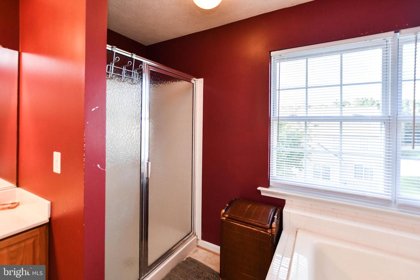 10629 GALLANT FOX WAY, RUTHER GLEN, Virginia 22546, 6 Bedrooms Bedrooms, ,3 BathroomsBathrooms,Residential,For sale,10629 GALLANT FOX WAY,VACV2008884 MLS # VACV2008884