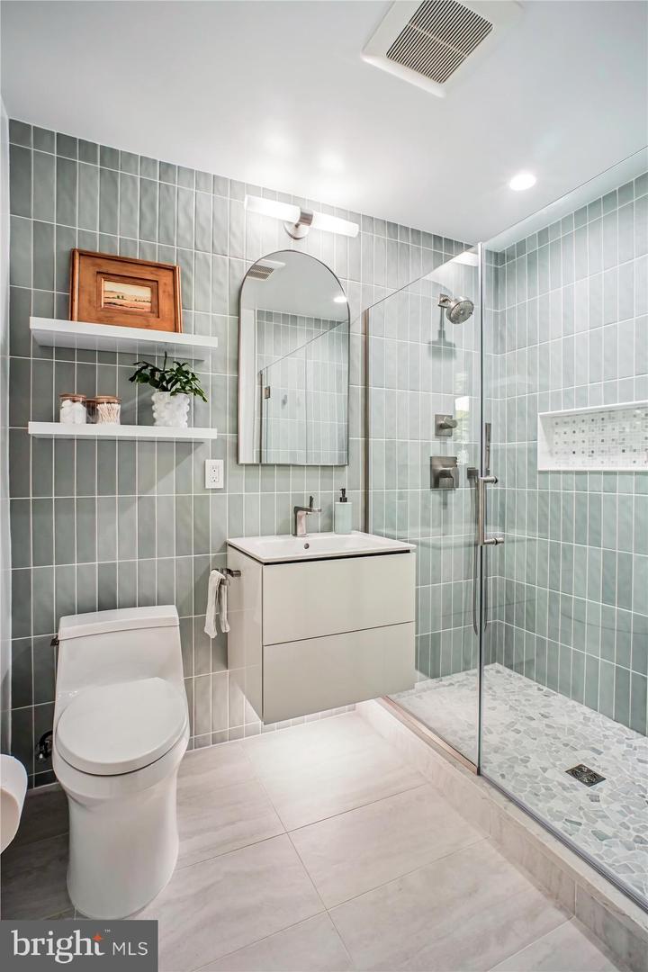 3717 CHANEL RD, ANNANDALE, Virginia 22003, 3 Bedrooms Bedrooms, ,3 BathroomsBathrooms,Residential,For sale,3717 CHANEL RD,VAFX2269058 MLS # VAFX2269058