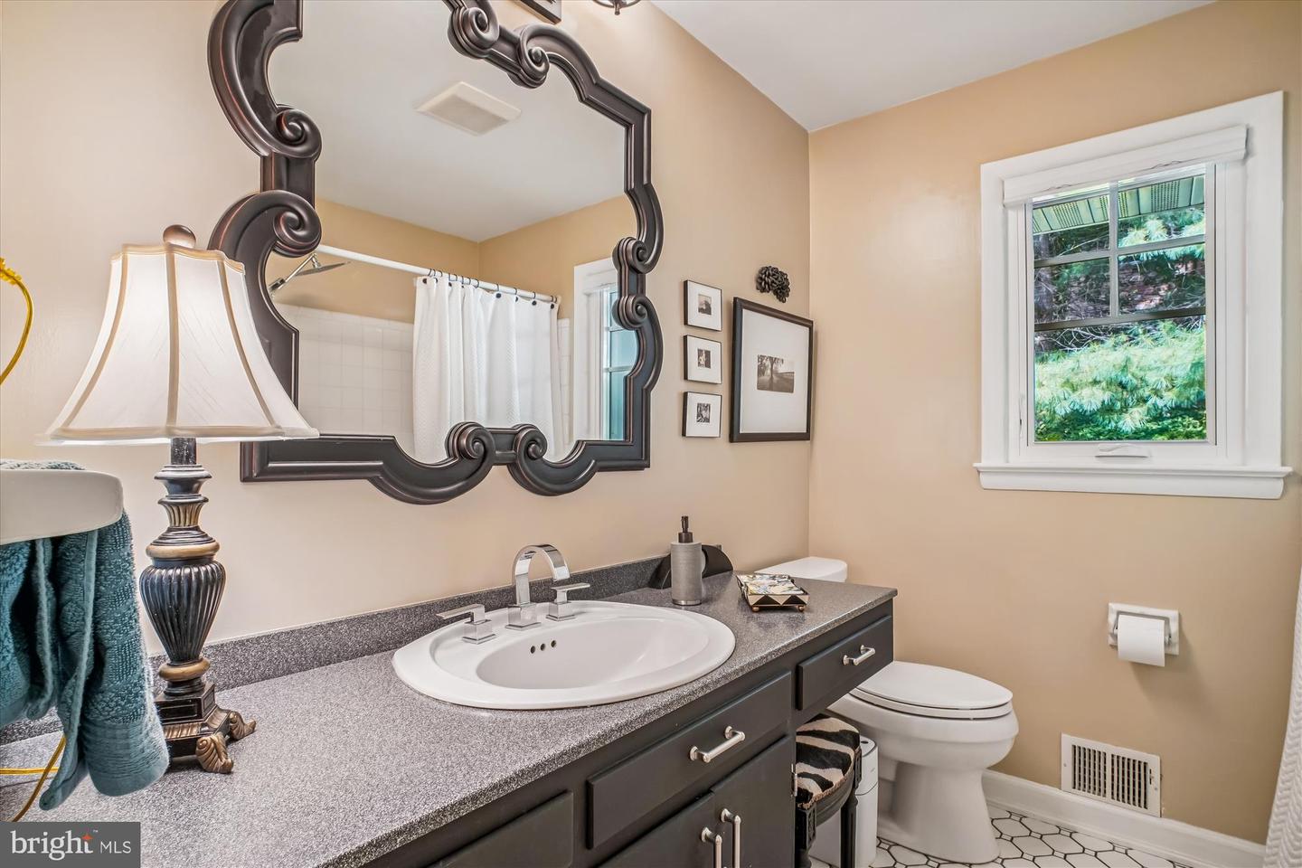 3717 CHANEL RD, ANNANDALE, Virginia 22003, 3 Bedrooms Bedrooms, ,3 BathroomsBathrooms,Residential,For sale,3717 CHANEL RD,VAFX2269058 MLS # VAFX2269058