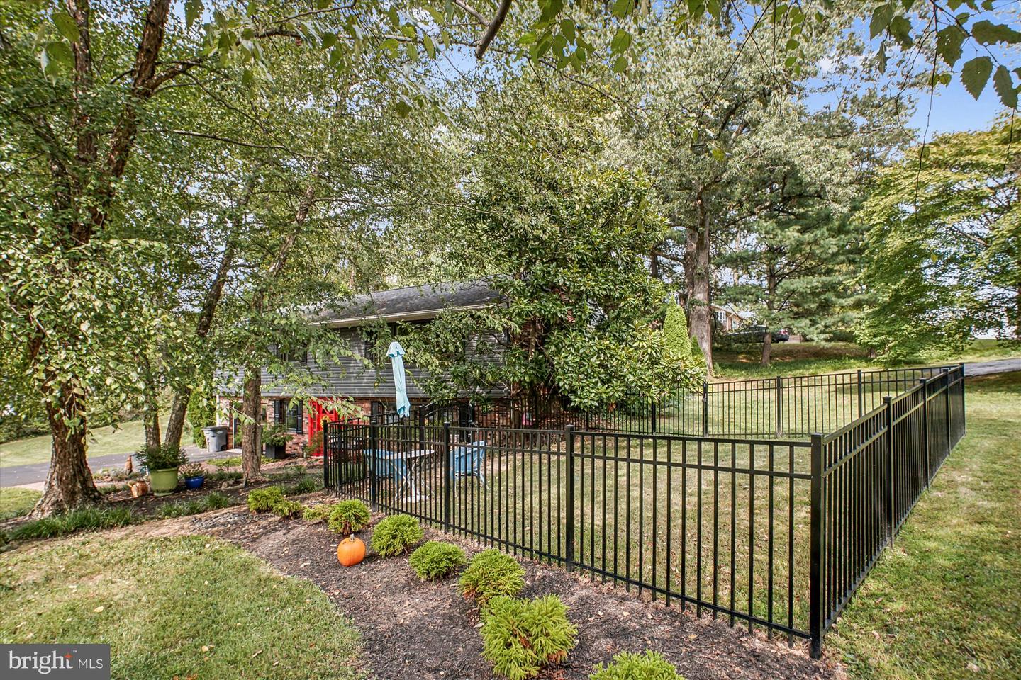 3717 CHANEL RD, ANNANDALE, Virginia 22003, 3 Bedrooms Bedrooms, ,3 BathroomsBathrooms,Residential,For sale,3717 CHANEL RD,VAFX2269058 MLS # VAFX2269058