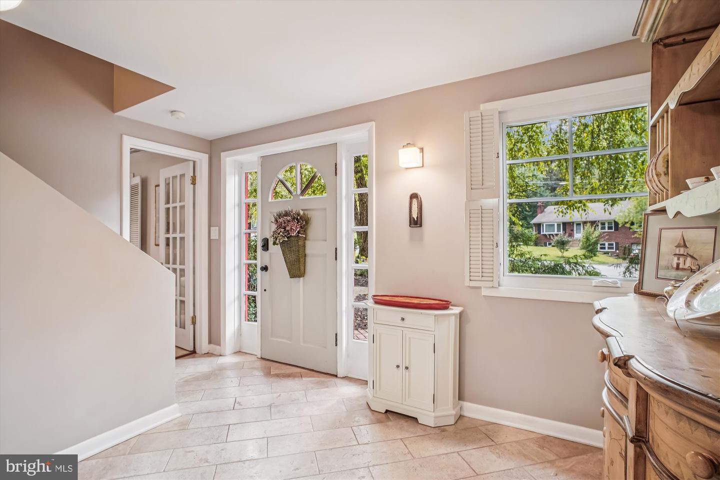 3717 CHANEL RD, ANNANDALE, Virginia 22003, 3 Bedrooms Bedrooms, ,3 BathroomsBathrooms,Residential,For sale,3717 CHANEL RD,VAFX2269058 MLS # VAFX2269058