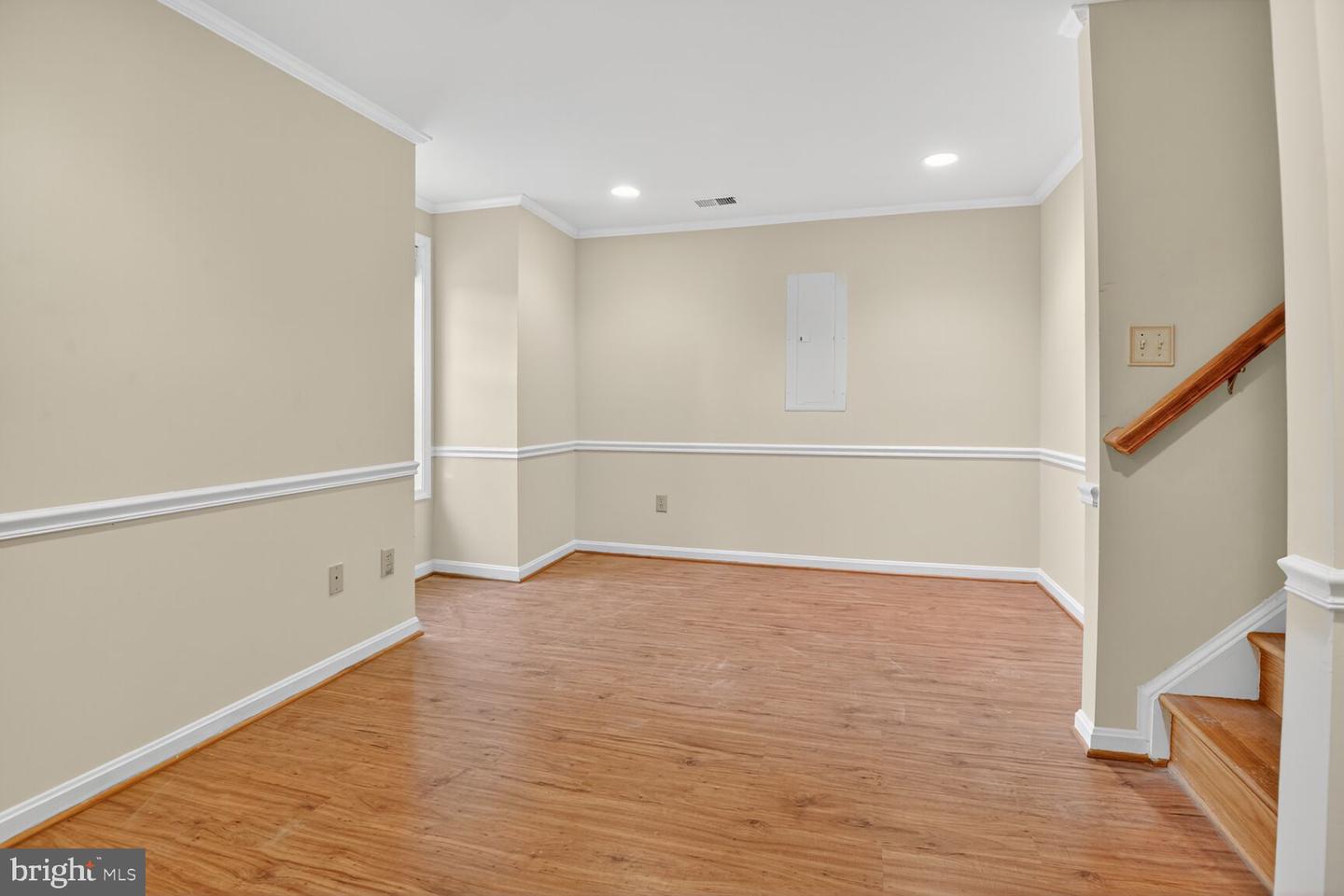 332 LOUDOUN ST SW, LEESBURG, Virginia 20175, 3 Bedrooms Bedrooms, ,3 BathroomsBathrooms,Residential,For sale,332 LOUDOUN ST SW,VALO2107530 MLS # VALO2107530