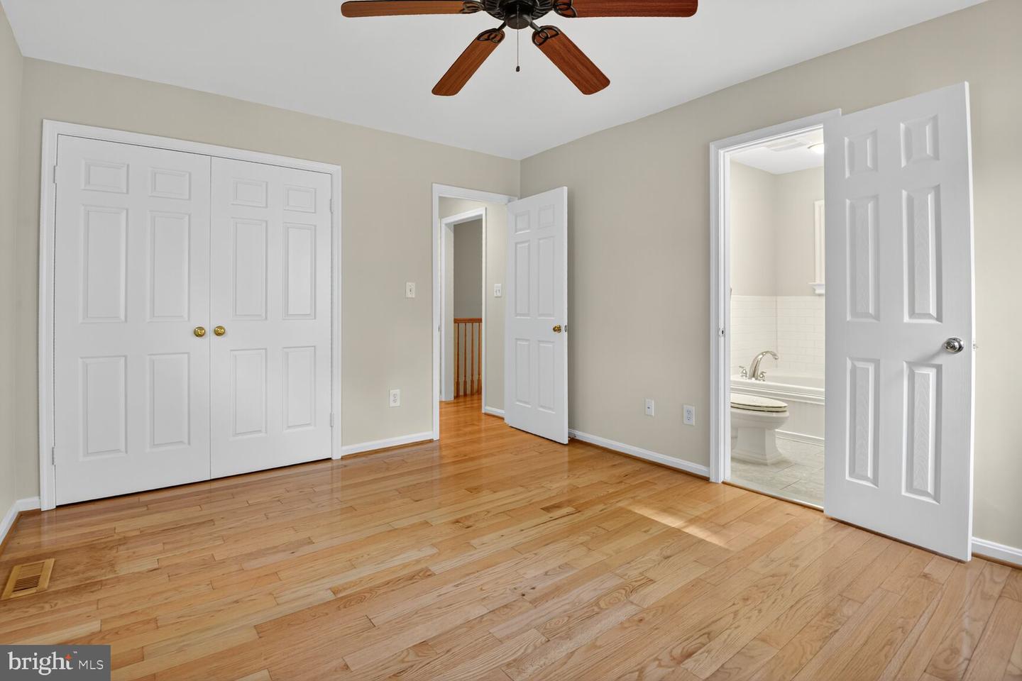 332 LOUDOUN ST SW, LEESBURG, Virginia 20175, 3 Bedrooms Bedrooms, ,3 BathroomsBathrooms,Residential,For sale,332 LOUDOUN ST SW,VALO2107530 MLS # VALO2107530