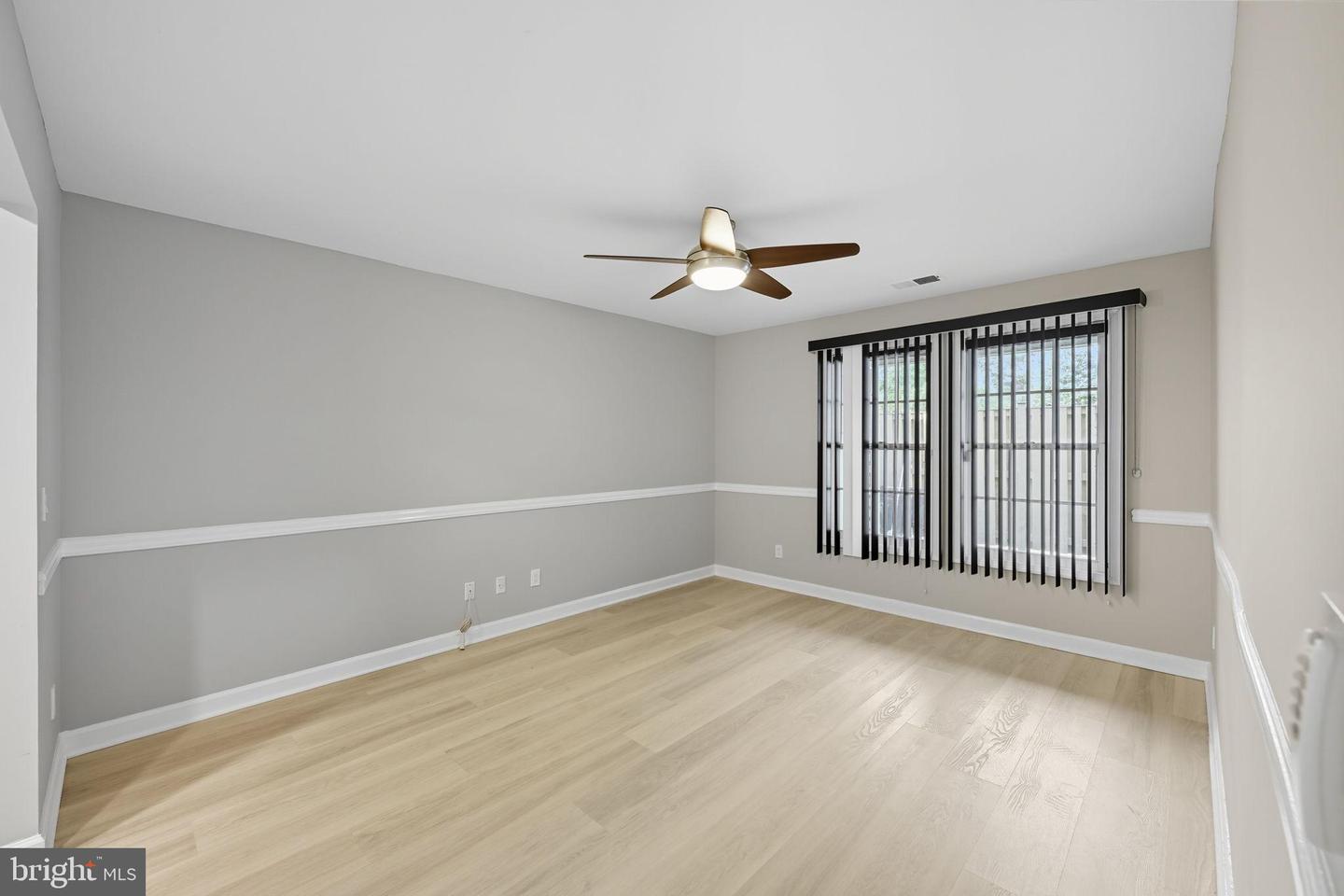12008 RIDGE KNOLL DR #7, FAIRFAX, Virginia 22033, 2 Bedrooms Bedrooms, 4 Rooms Rooms,2 BathroomsBathrooms,Residential,For sale,12008 RIDGE KNOLL DR #7,VAFX2269060 MLS # VAFX2269060