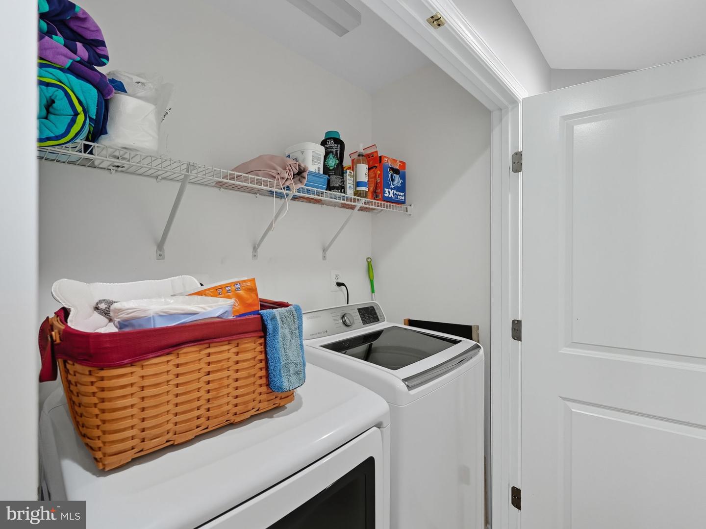43258 TUMBLETREE TER, BROADLANDS, Virginia 20148, 3 Bedrooms Bedrooms, ,2 BathroomsBathrooms,Residential,For sale,43258 TUMBLETREE TER,VALO2107542 MLS # VALO2107542