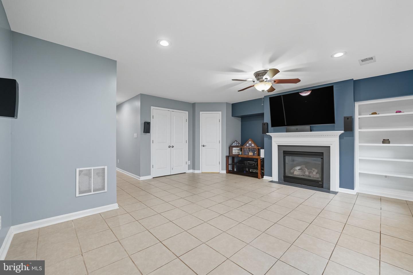 43258 TUMBLETREE TER, BROADLANDS, Virginia 20148, 3 Bedrooms Bedrooms, ,2 BathroomsBathrooms,Residential,For sale,43258 TUMBLETREE TER,VALO2107542 MLS # VALO2107542
