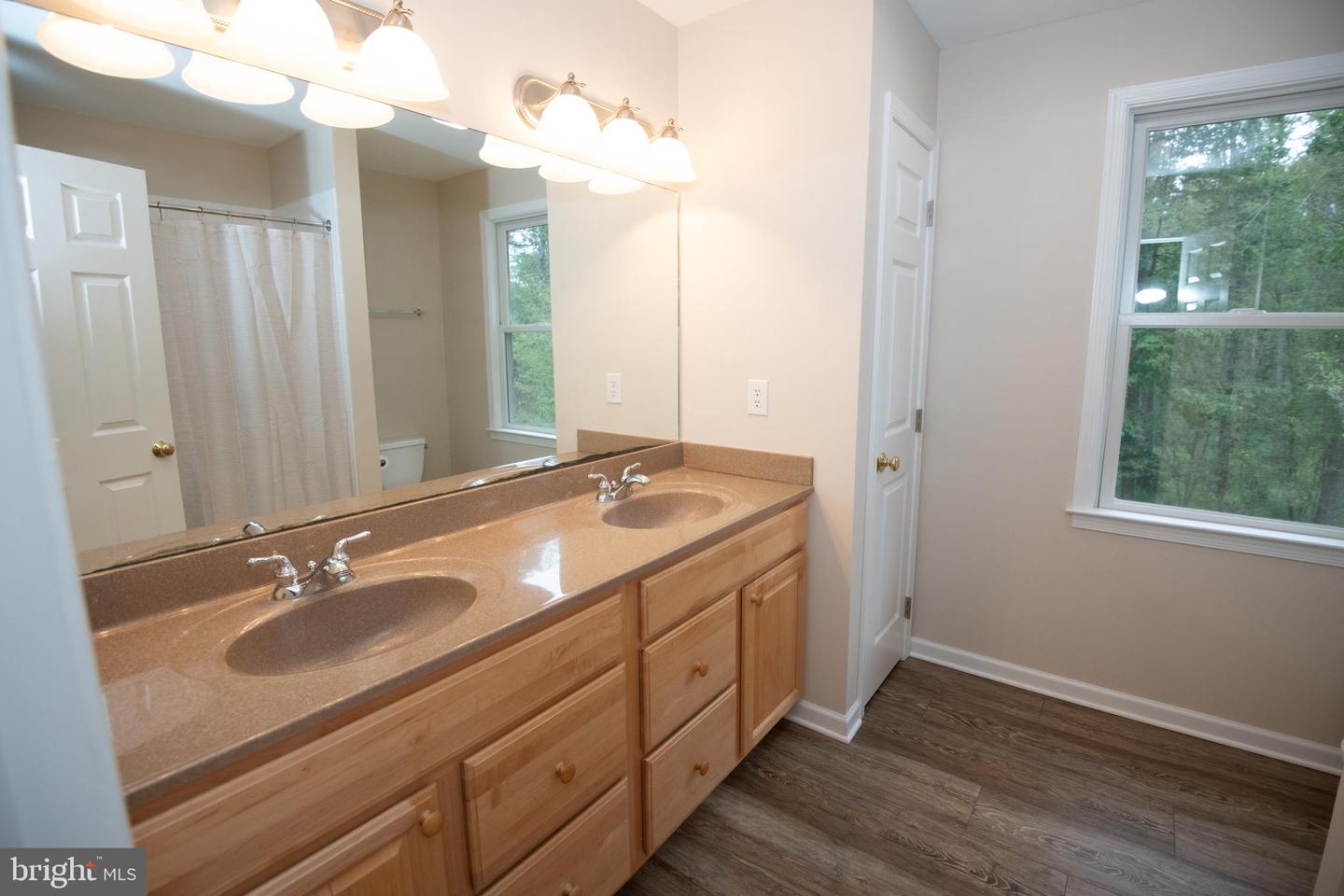 460 ARROWHEAD RD, FRONT ROYAL, Virginia 22630, 3 Bedrooms Bedrooms, 12 Rooms Rooms,2 BathroomsBathrooms,Residential,For sale,460 ARROWHEAD RD,VAWR2012420 MLS # VAWR2012420