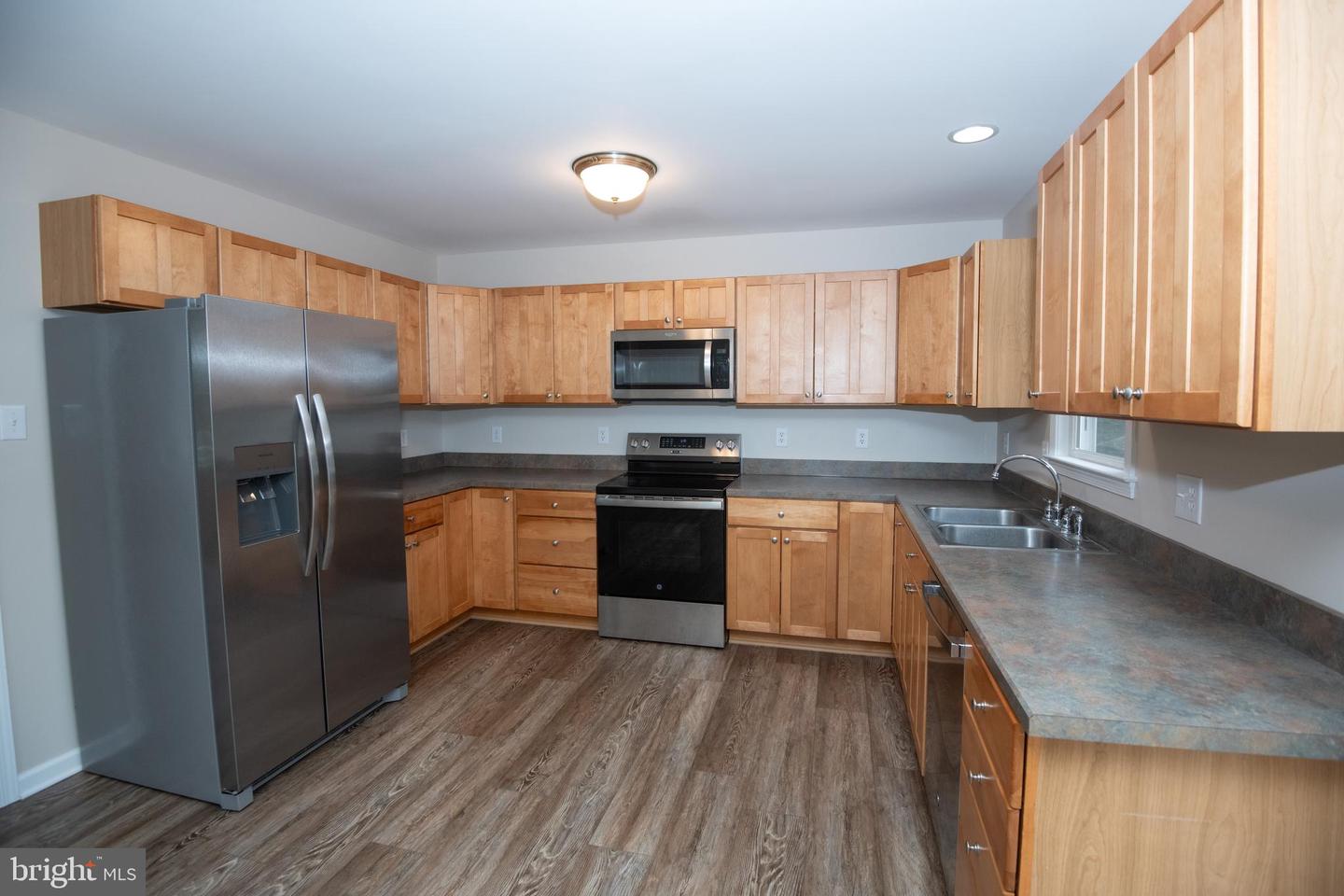 460 ARROWHEAD RD, FRONT ROYAL, Virginia 22630, 3 Bedrooms Bedrooms, 12 Rooms Rooms,2 BathroomsBathrooms,Residential,For sale,460 ARROWHEAD RD,VAWR2012420 MLS # VAWR2012420