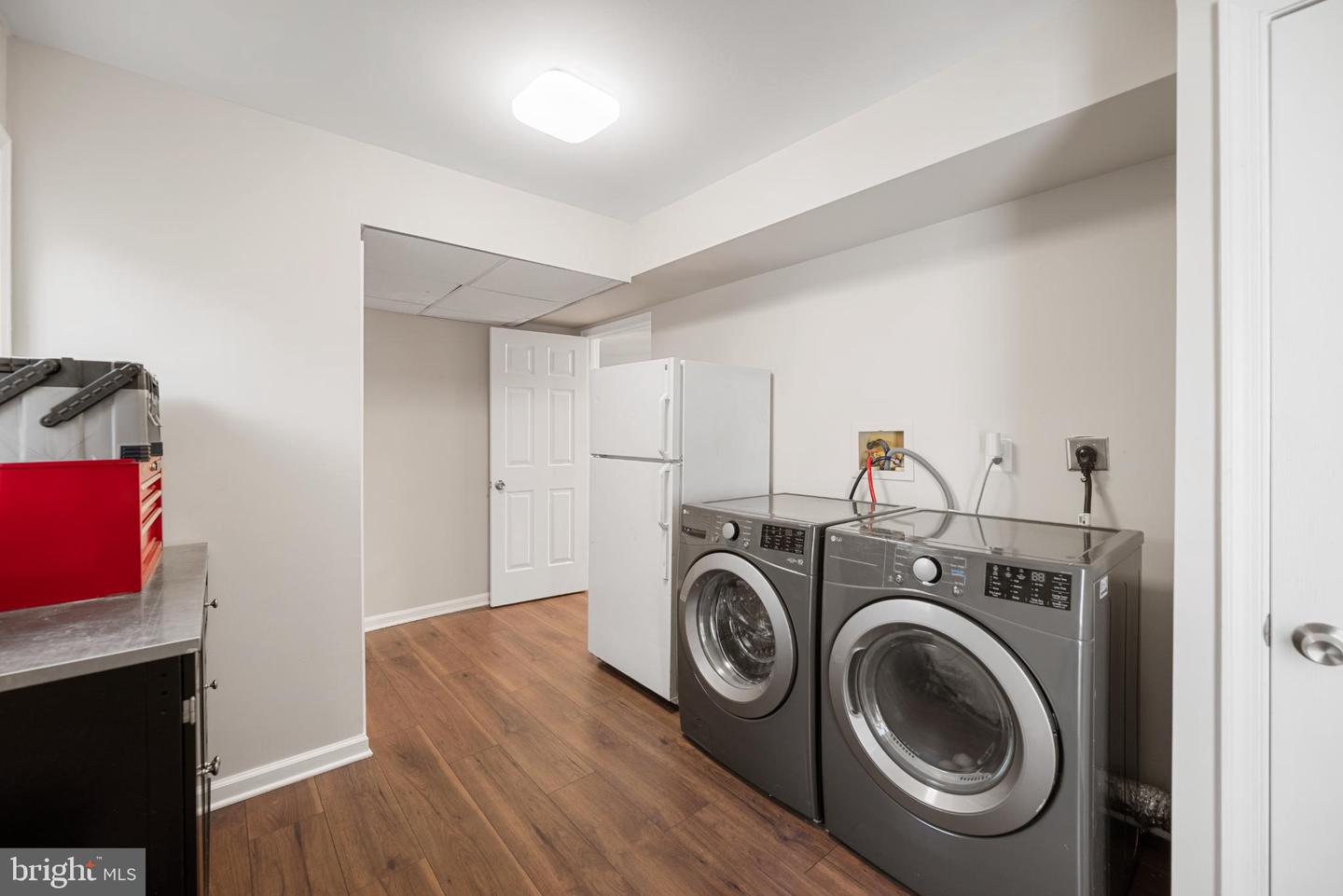 2624 E MAPLE ST, ALEXANDRIA, Virginia 22306, 3 Bedrooms Bedrooms, 7 Rooms Rooms,2 BathroomsBathrooms,Residential,For sale,2624 E MAPLE ST,VAFX2269130 MLS # VAFX2269130