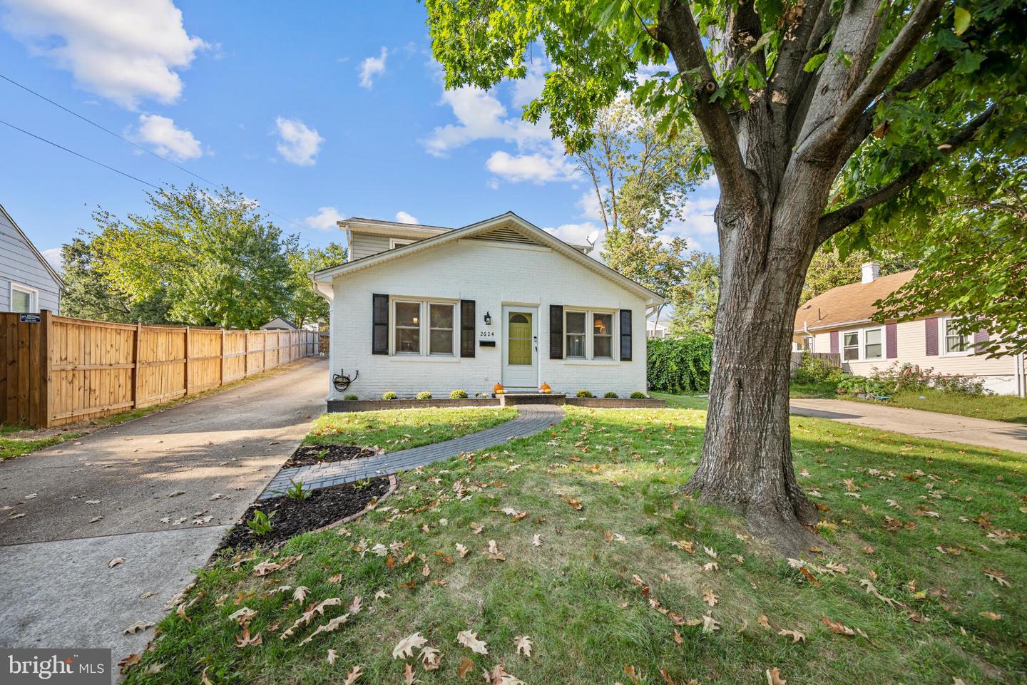 2624 E MAPLE ST, ALEXANDRIA, Virginia 22306, 3 Bedrooms Bedrooms, 7 Rooms Rooms,2 BathroomsBathrooms,Residential,For sale,2624 E MAPLE ST,VAFX2269130 MLS # VAFX2269130