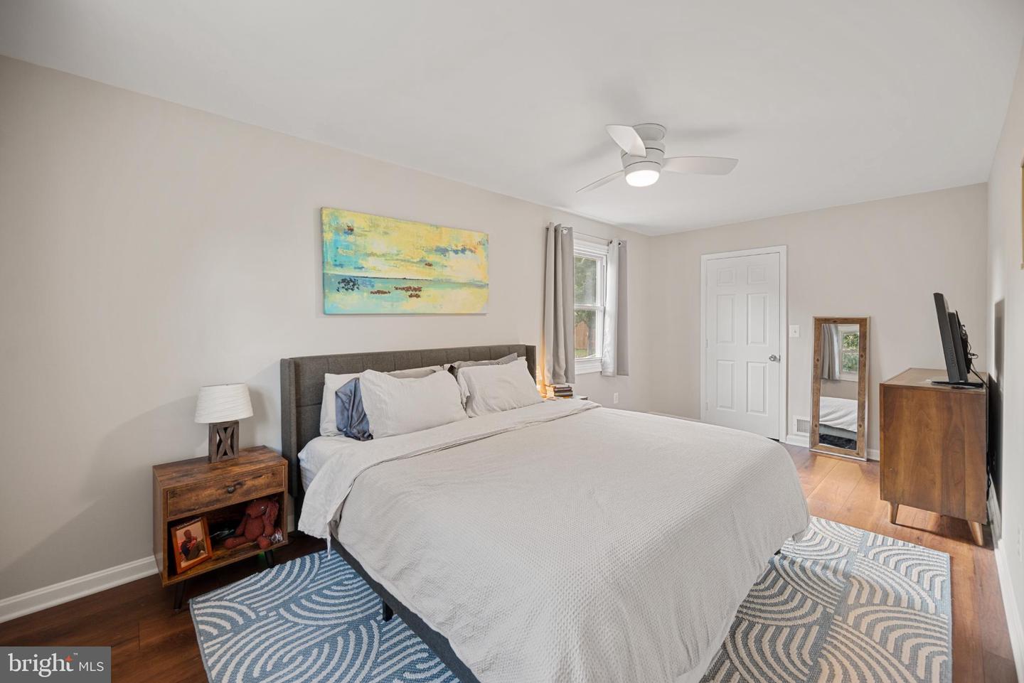 2624 E MAPLE ST, ALEXANDRIA, Virginia 22306, 3 Bedrooms Bedrooms, 7 Rooms Rooms,2 BathroomsBathrooms,Residential,For sale,2624 E MAPLE ST,VAFX2269130 MLS # VAFX2269130