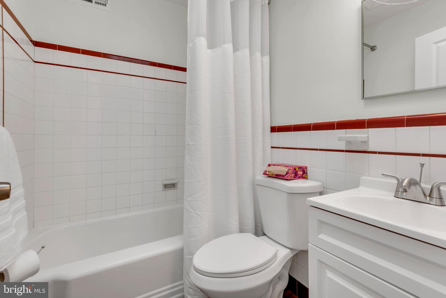 1527 MONTANA AVE NE, WASHINGTON, District Of Columbia 20018, 3 Bedrooms Bedrooms, ,1 BathroomBathrooms,Residential,For sale,1527 MONTANA AVE NE,DCDC2224086 MLS # DCDC2224086