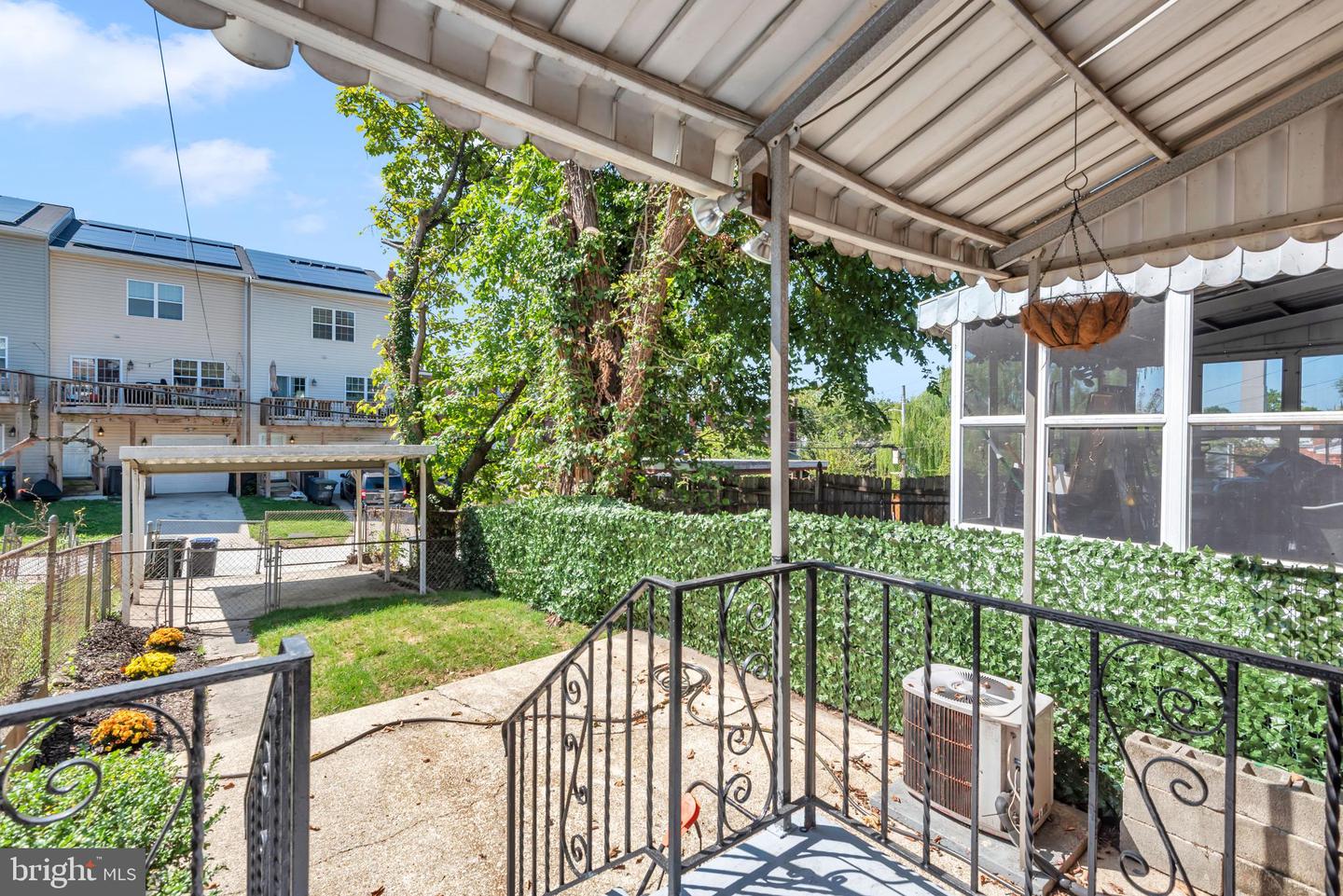 1527 MONTANA AVE NE, WASHINGTON, District Of Columbia 20018, 3 Bedrooms Bedrooms, ,1 BathroomBathrooms,Residential,For sale,1527 MONTANA AVE NE,DCDC2224086 MLS # DCDC2224086