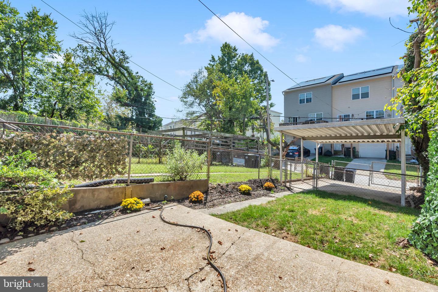 1527 MONTANA AVE NE, WASHINGTON, District Of Columbia 20018, 3 Bedrooms Bedrooms, ,1 BathroomBathrooms,Residential,For sale,1527 MONTANA AVE NE,DCDC2224086 MLS # DCDC2224086