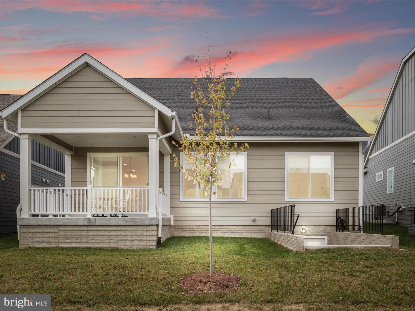 113 COWBIRD ST, LAKE FREDERICK, Virginia 22630, 3 Bedrooms Bedrooms, ,3 BathroomsBathrooms,Residential,For sale,113 COWBIRD ST,VAFV2037018 MLS # VAFV2037018