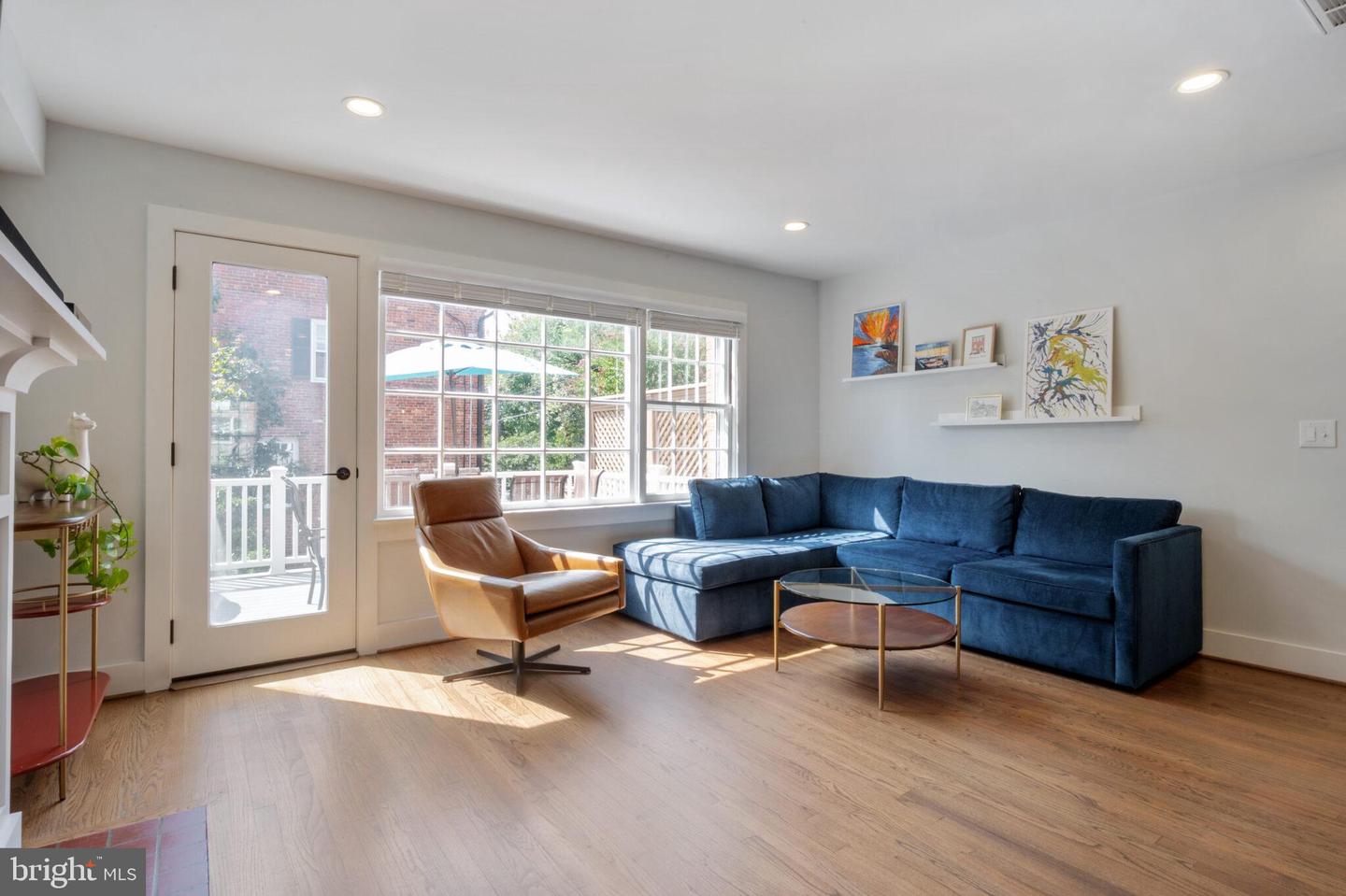 222 GREEN ST, ALEXANDRIA, Virginia 22314, 3 Bedrooms Bedrooms, ,3 BathroomsBathrooms,Residential,For sale,222 GREEN ST,VAAX2050170 MLS # VAAX2050170