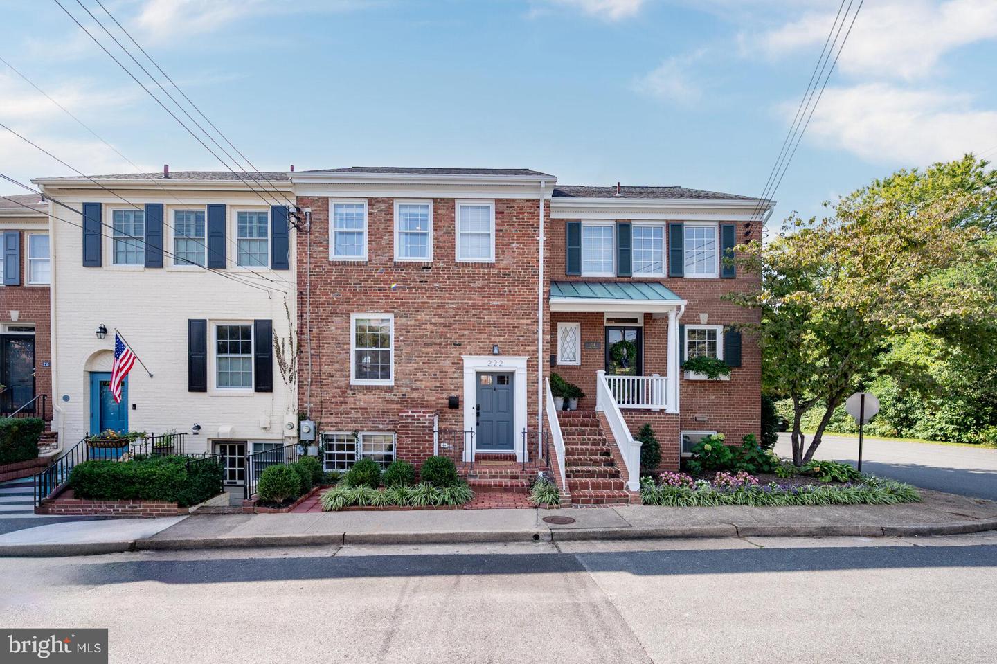 222 GREEN ST, ALEXANDRIA, Virginia 22314, 3 Bedrooms Bedrooms, ,3 BathroomsBathrooms,Residential,For sale,222 GREEN ST,VAAX2050170 MLS # VAAX2050170