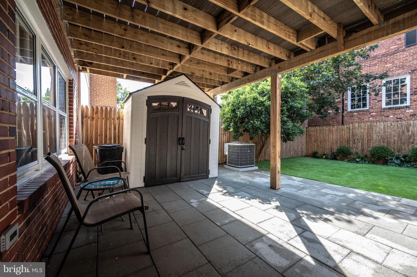222 GREEN ST, ALEXANDRIA, Virginia 22314, 3 Bedrooms Bedrooms, ,3 BathroomsBathrooms,Residential,For sale,222 GREEN ST,VAAX2050170 MLS # VAAX2050170